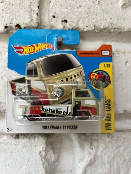 Hot Wheels 1/64 Volkswagen T2 Pickup Brown
