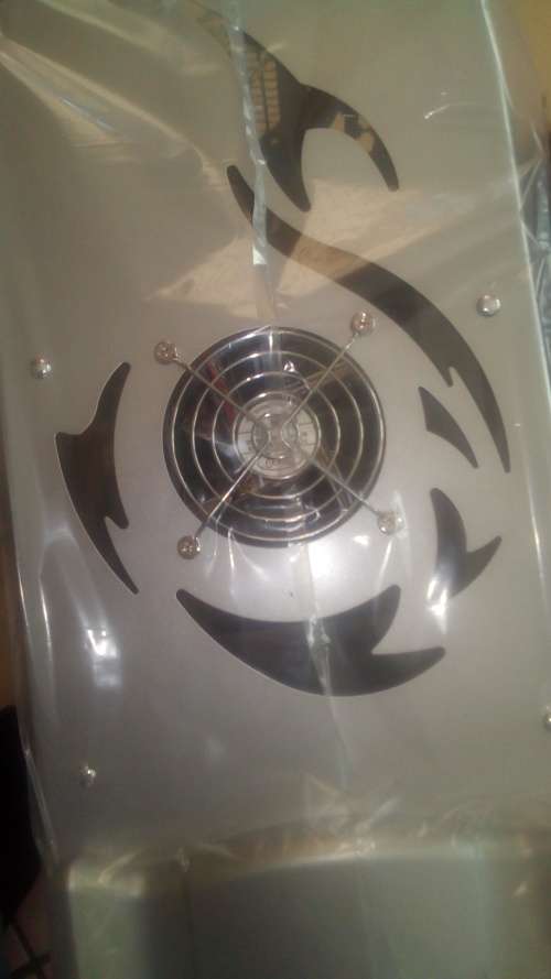 Brand New Archillies Gamijng Case -Silver Still new in packageing