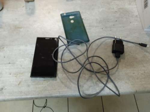 SONY XPERIA L2 SMART PHONE - GOOD CONDITION - FREE SHIPPING