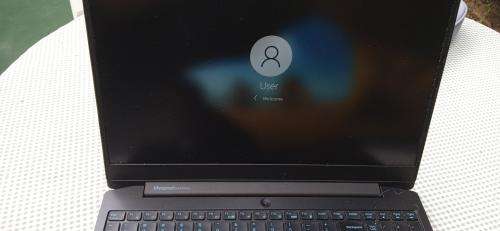 Lenovo IdeaPad Gaming 3 Notebook PC - Core i7-10750H / 15.6` FHD 120Hz / 8GB RAM / 256GB SSD + 1TB H