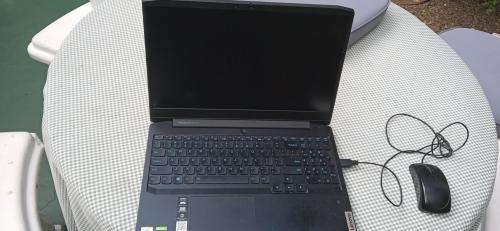 Lenovo IdeaPad Gaming 3 Notebook PC - Core i7-10750H / 15.6` FHD 120Hz / 8GB RAM / 256GB SSD + 1TB H