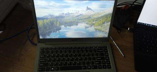 MECER LAPTOP FOR SALE CA01D02  - Great Condition - PRICE HAS BEEN RECTIFIED