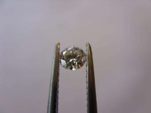 0.21cts R/B Natural Diamond. Colour G SI1. Certified