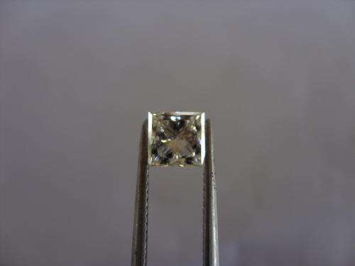1.05ct Princess Cut Natural Diamond. Colour K VS2 Certified