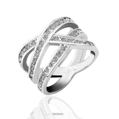 Fashionable Environmental White Gold Braid Zirconia Ring