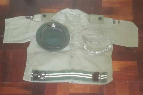 Rhodesian Light Infantry collection. major rank on uniforms