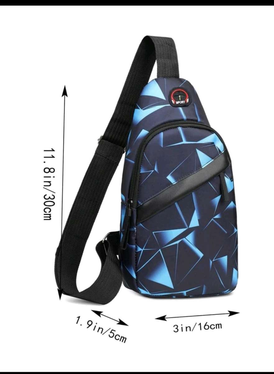 Korean chest bag men`s fashion camouflage men`s satchel shoulder bag Crossbody bag. Bought in Dubai