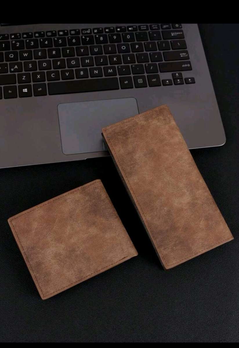 Wow amazing luxurious 2pc wallet Men`s leather hovis 2 Piece Wallet set