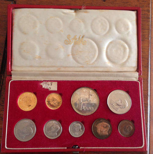 1968 South Africa Long Proof Set with Gold R1 & R2 included - no reserve