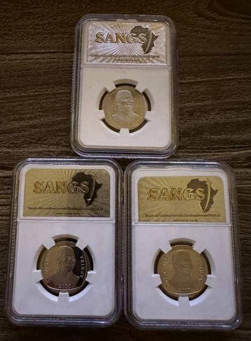 *** MANDELA BIRTHDAY SALE *** Smiley 2000 R5 - PF62 Frosted SANGS *** 3 available, bid per coin