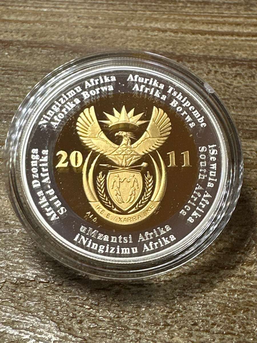 BI-COLOUR R5 Proof Crown - 2011 - SARB 90th Anniversary - still sealed in original SAM box and COA