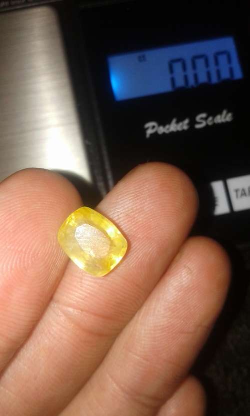 4Ct Massive Natural Yellow Sapphire ( Unheated )