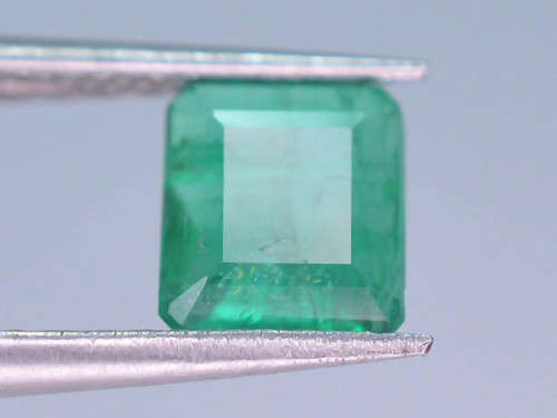 Top Quility 0.80 ct Natural Vivid Green Color Emerald~Swat Untreated