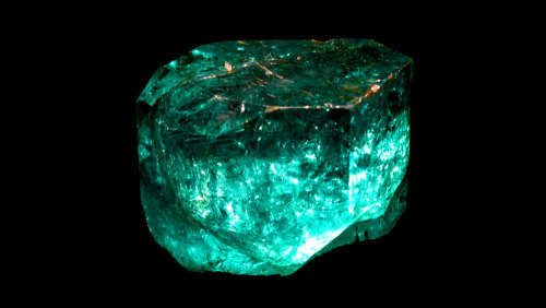 Natural 1.4 Ct Zambian Emerald ( Broken Piece )