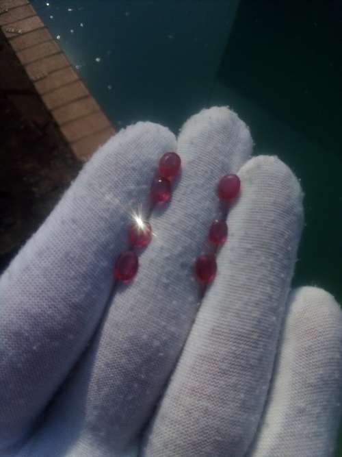 5 Ct Natural Ruby 7 Pc