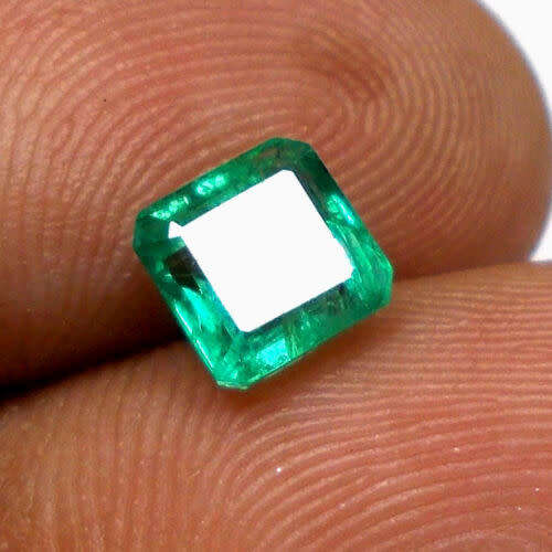 Natural 1.17 Ct Zambian Emerald (Video )
