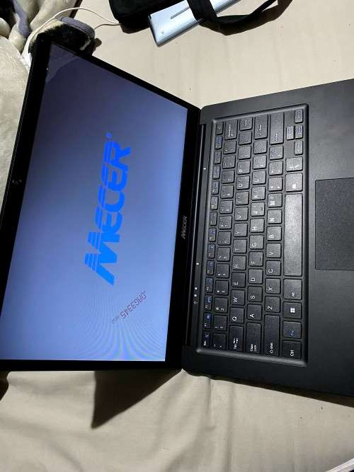 mecer laptop