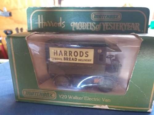 Matchbox Models of Yesteryear Y29 - Walker Electric Van- Harrods Ltd Decals