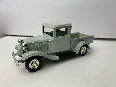 Road Signature- 1934 Ford Pick Up Gray MIB