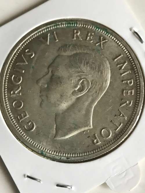 UNION OF SA CROWNS / 5 SHILLINGS INCLUDING  1950 # IN EXCELLENT CONDITION#BID FOR1TO TAKE ALL#