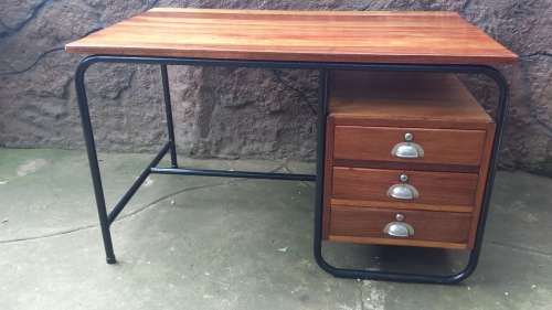 Beautiful old schoold teachers desk.
