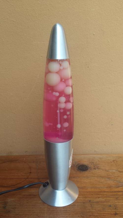 Beautiful, small pink larva lamp.