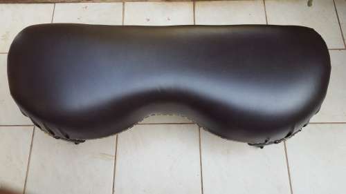 Beautiful ball & claw kidney shaped otterman