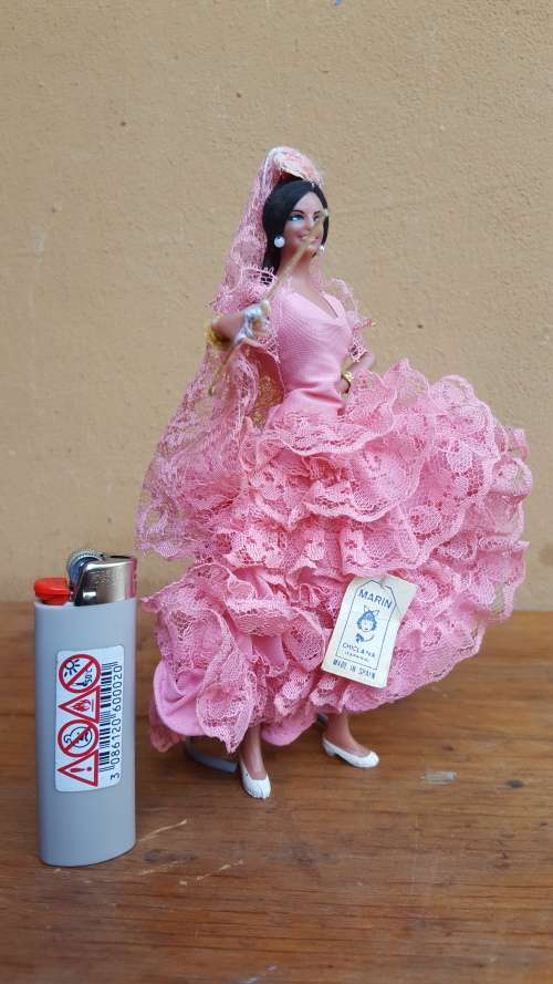 Beautiful, old Marin Spanish dancer.