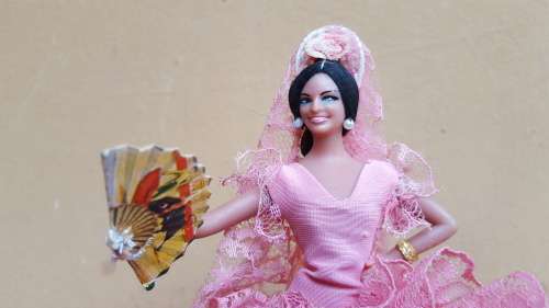 Beautiful, old Marin Spanish dancer.