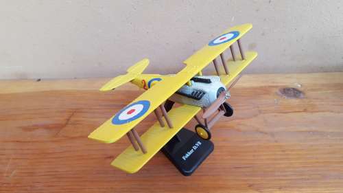Collection of 4 plastic model aeroplanes.