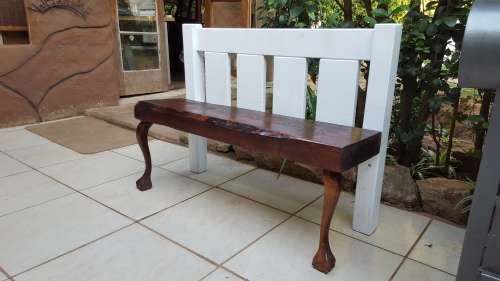 Awesome kids bedroom bench.