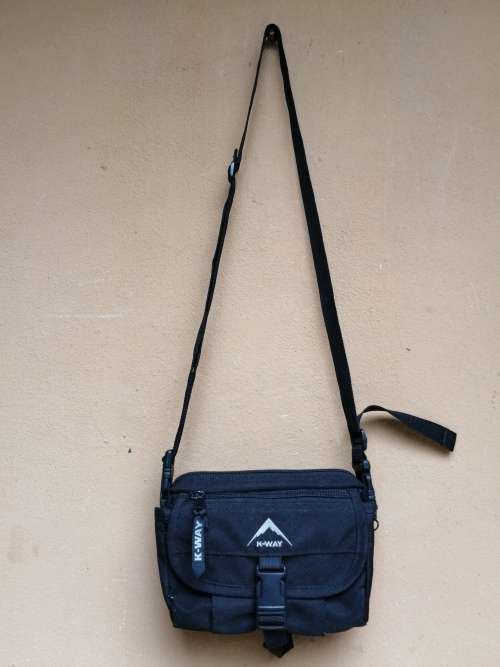 Stunning pair of Sportmate binoculars.