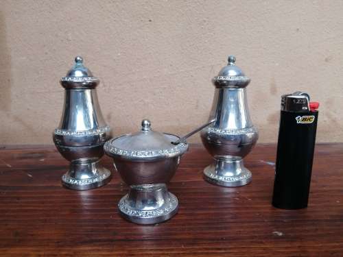 Beautiful silver plated condiment set.