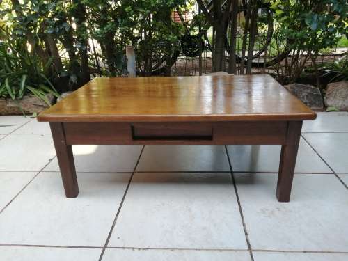 Lovely old rustic solid oak coffee table.