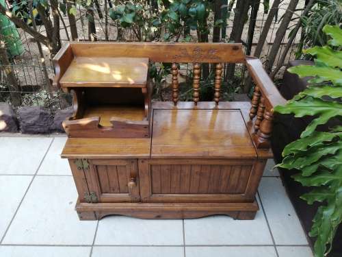 Beautiful Pine Cone design telephone table.