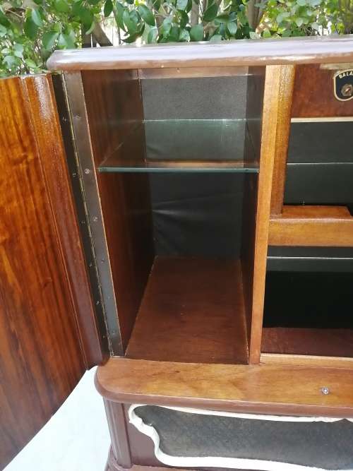 Beautiful vintage ball and claw grammaphone cabinet.