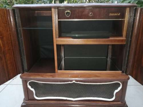 Beautiful vintage ball and claw grammaphone cabinet.