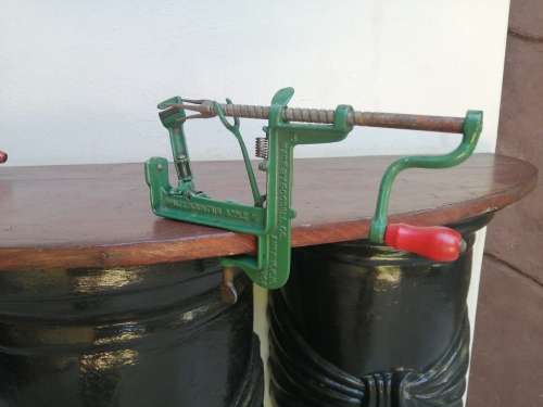 Manual Goodell apple peeler.