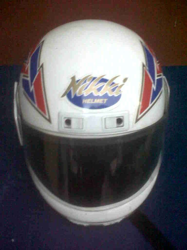 NIKKI HELMET