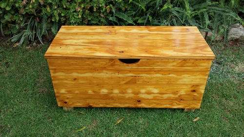 Lovely old pine toy box.