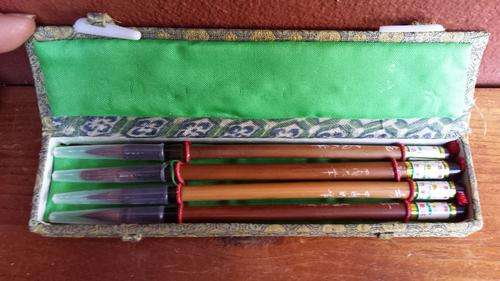 Old Chinese brush set.