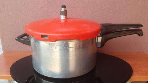 Old Tedelex pressure cooker