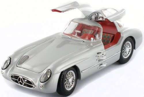 Maisto Mercedes Benz 300s SLR "Uhlenhaut Coupe" 1:18 by Maisto Diecast Scale Model Car