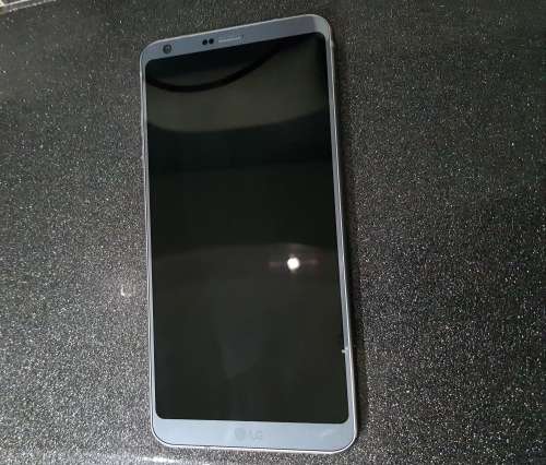 LG G6[EXCELLENT CONDITION][WARRANTY & BOX INCLUDED]
