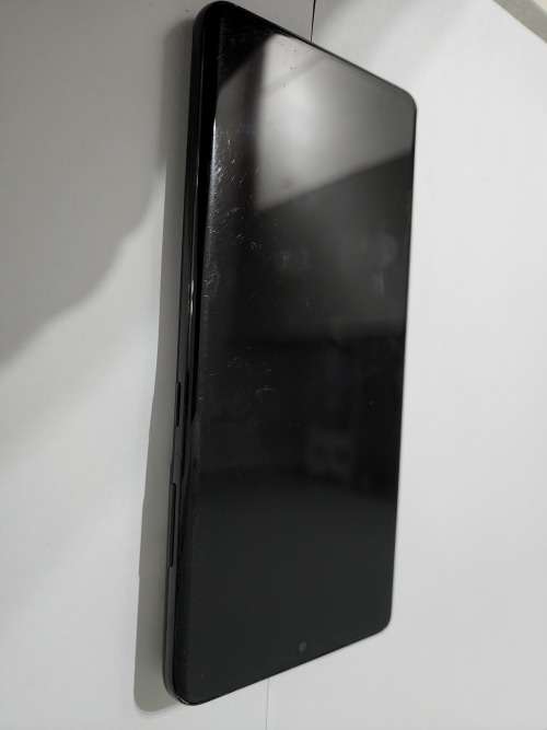 Samsung S21 Ultra [Good Condition,Warranty From Samsung Remaining][5G Device and E Sim]