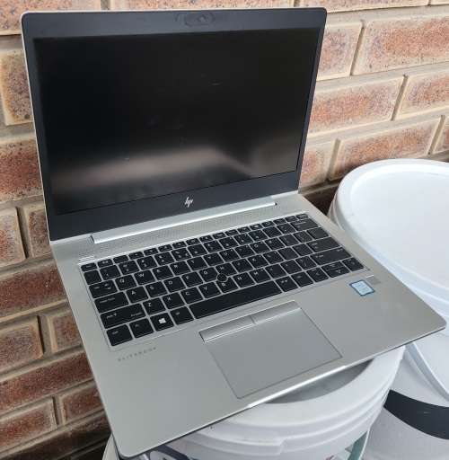 HP EliteBook 830 G5 i7-8550 (Laptop is Dead) ( Needs Repairs) (Please Read)
