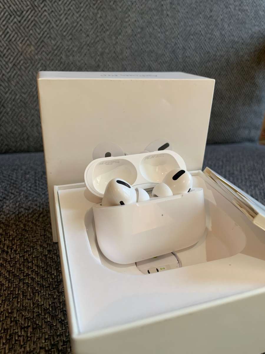 Preloved Preowned AirPods Pro 1st Generation