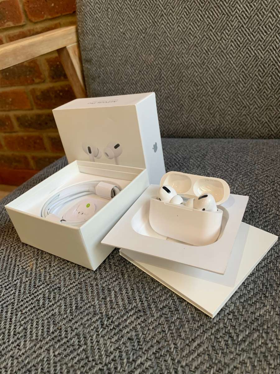 Preloved Preowned AirPods Pro 1st Generation