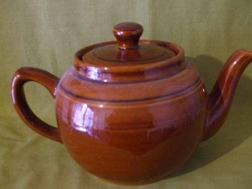 Vintage Tea Pot - 5 cups