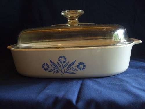 Corningware Dish with Lid - 2.5 litres